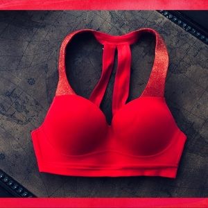 (NWOT) VICTORIA’S SECRET VSX Sexy Sports Bra